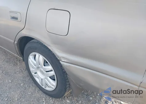 2001 Toyota Camry Le from USA, damaged, VIN 4T1BG22K91U021708